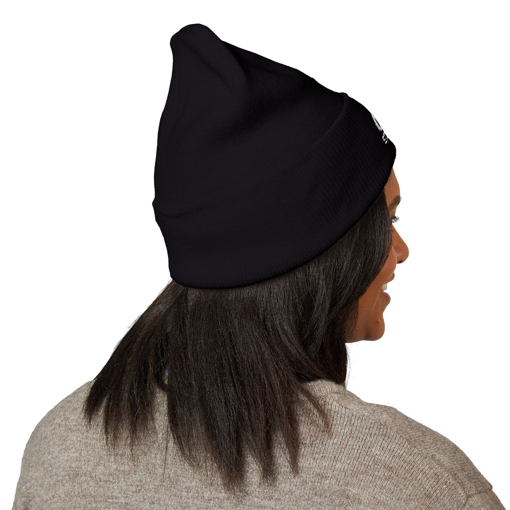 Spectacl Embroidered Cuffed Beanie – Minimal Star Logo Knit Hat